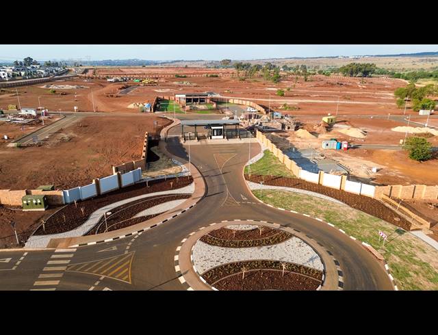 4 BEDROOM HOUSE FOR SALE IN FOUNTAINBROOK ESTATE